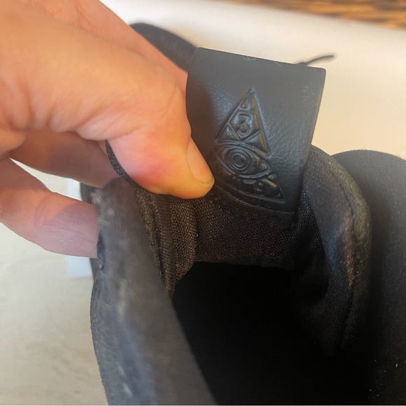 Nike Kyrie 4 Oreo Sneakers Shoes Black White Mens Size 8 Basketball AV2296-001 - Picture 7 of 11